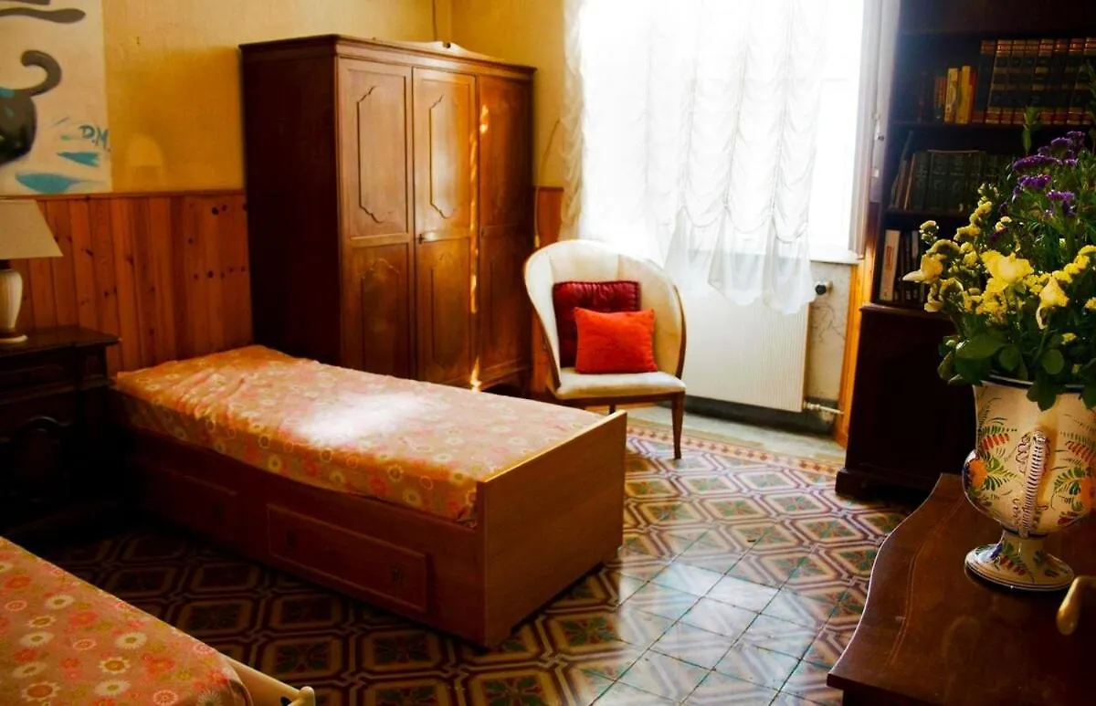 Holiday home - The Garden On The Sea- Marina Di Carrara Centro Villa Italy