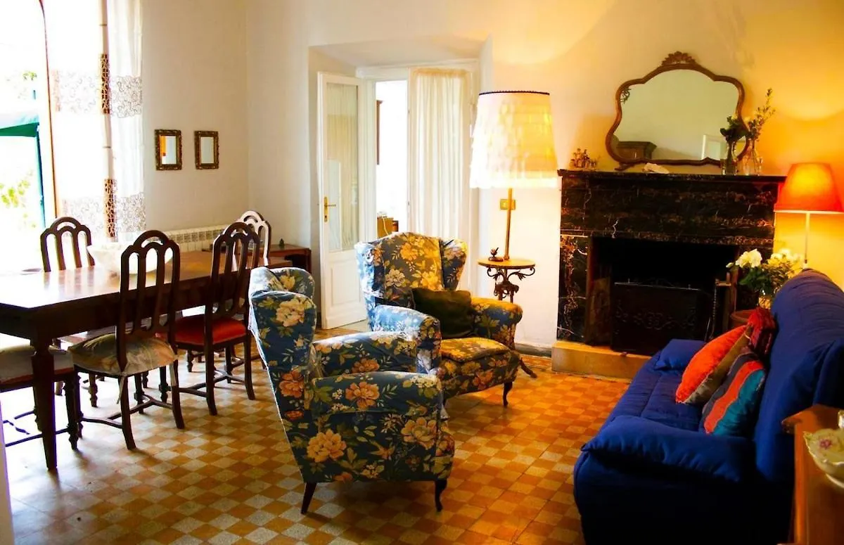 - The Garden On The Sea- Marina Di Carrara Centro Villa Holiday home
